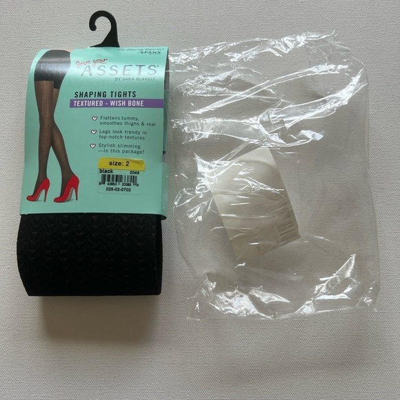 SPANX Assets Shaping Tights Textured Wish Bone Black Size 2 Flattens Smoothes🔥🔥 - Picture 2 of 3